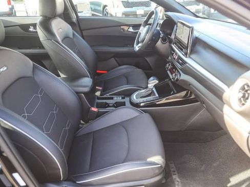 Certified 2023 Kia Forte GT-Line w/ GT-Line Technology Package image 18