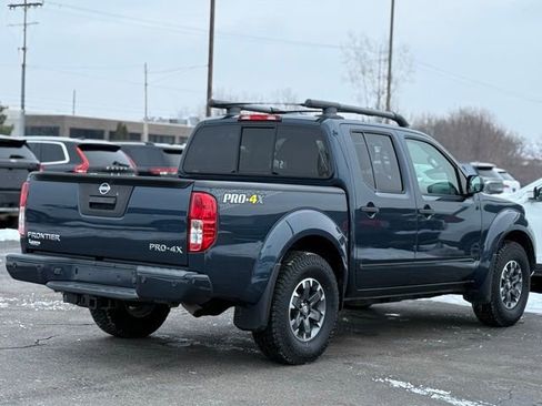 Used 2018 Nissan Frontier PRO-4X image 39