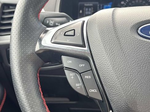 Certified 2024 Ford Edge ST-Line AWD/4WD image 29