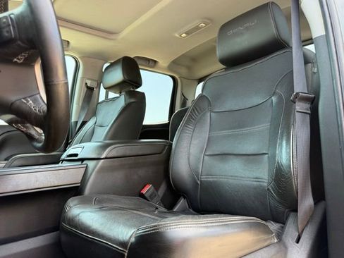Used 2018 GMC Sierra 3500 Denali w/ Duramax Plus Package AWD/4WD image 13