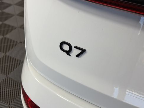 Certified 2025 Audi Q7 3.0T Premium Plus w/ Premium Plus Package image 15