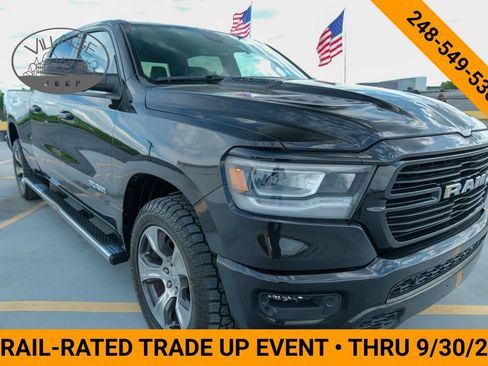 Used 2023 RAM 1500 Laramie AWD/4WD image 4