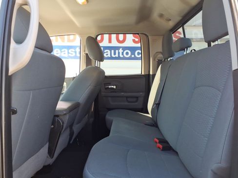 Used 2018 RAM 1500 Classic SLT AWD/4WD image 12