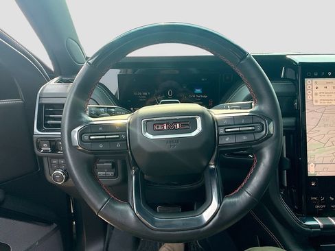 Used 2025 GMC Yukon XL AT4 Ultimate w/ LPO, Floor Liner Package AWD/4WD image 7