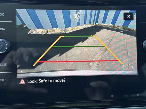 Used 2022 Volkswagen Atlas SE w/ Panoramic Sunroof Package image 26