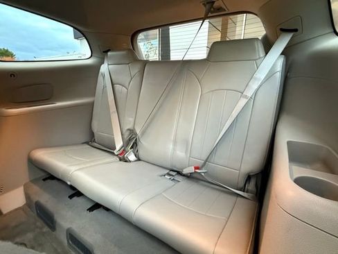 Used 2015 Buick Enclave Premium image 14