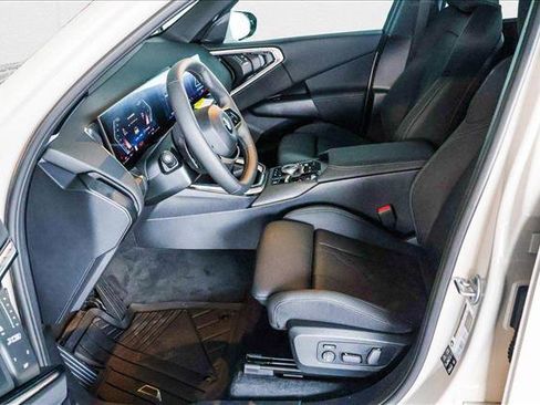 Used 2025 BMW X3 xDrive30i image 12