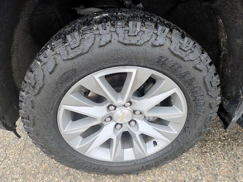 Used 2021 Chevrolet Silverado 1500 High Country w/ Z71 Off-Road Package image 34