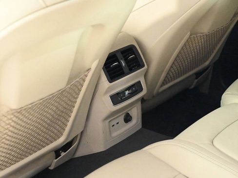 Used 2023 Audi Q5 2.0T Premium Plus w/ Premium Plus Package image 18