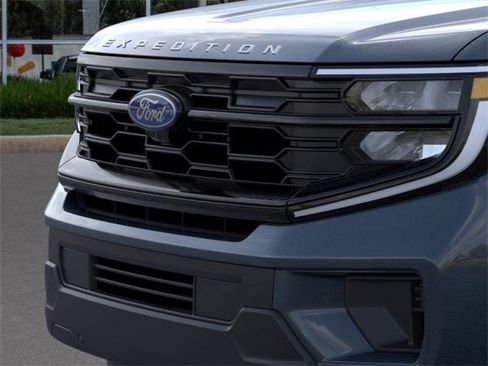 New 2026 Ford Expedition Max Active image 17