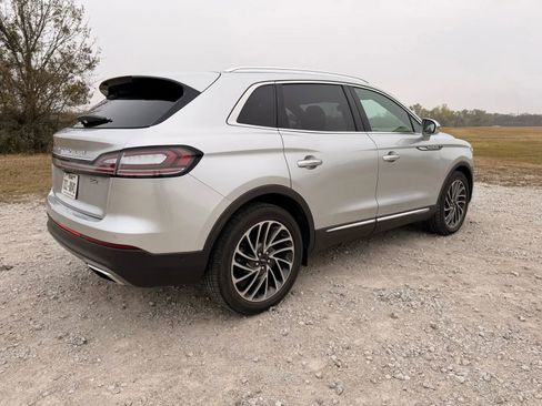 Used 2019 Lincoln Nautilus Reserve image 4