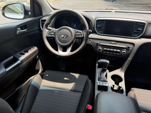 Used 2022 Kia Sportage LX w/ LX AWD Value Edition Package image 13