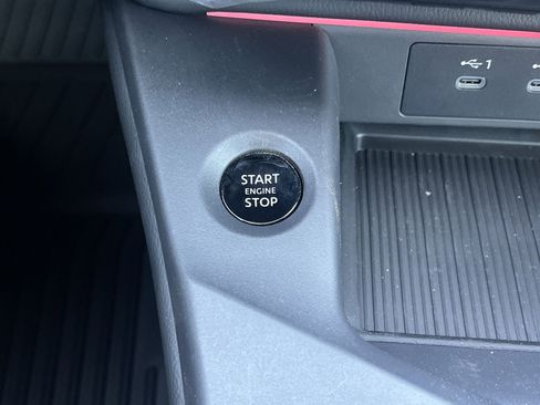 New 2026 Nissan Sentra SV w/ SV Convenience Package FWD image 6
