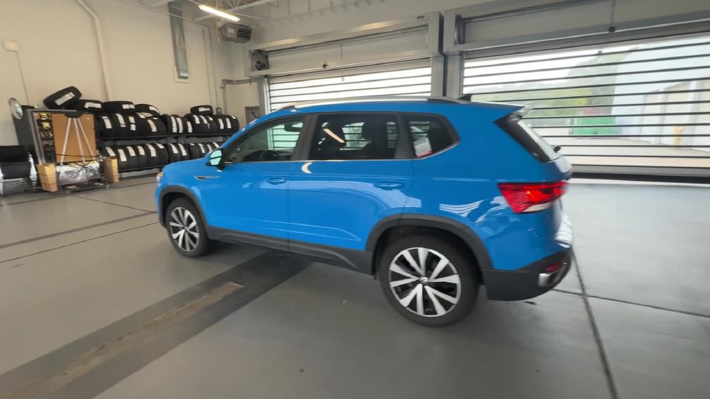 Certified 2023 Volkswagen Taos SE AWD/4WD image 19