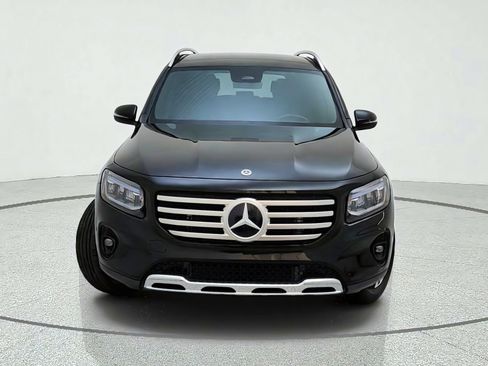 Used 2026 Mercedes-Benz GLB 250 image 3