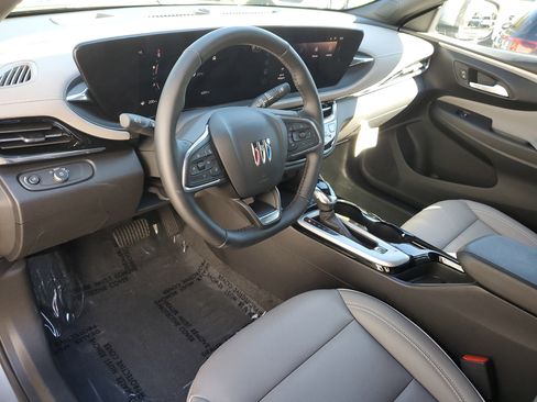 Used 2025 Buick Envista Avenir image 20
