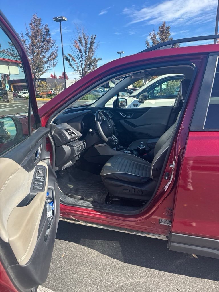 Used 2019 Subaru Forester Premium AWD/4WD image 9