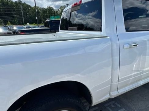 Used 2017 RAM 1500 Big Horn AWD/4WD image 42
