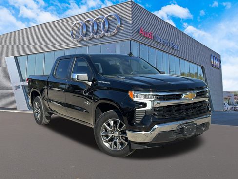 Used 2023 Chevrolet Silverado 1500 LT image 1