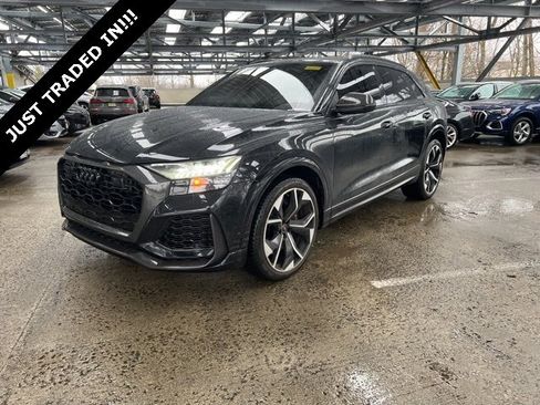 Used 2023 Audi RS Q8 w/ Black Optic Package image 1