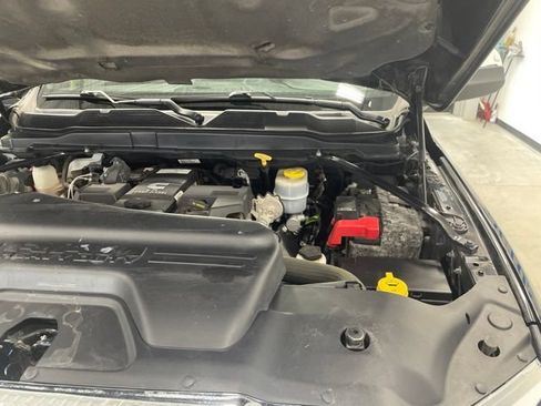 Used 2019 RAM 3500 Limited AWD/4WD image 36