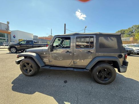 Used 2017 Jeep Wrangler Unlimited Sport w/ Quick Order Package 24S image 8