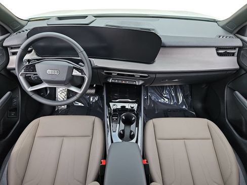 New 2026 Audi Q3 quattro 2.0T AWD/4WD image 9