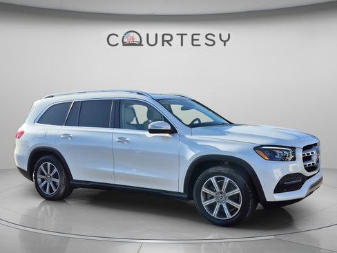 Used 2021 Mercedes-Benz GLS 450 4MATIC image 7