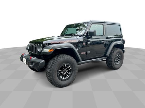 Used 2025 Jeep Wrangler Rubicon w/ Xtreme 35 Tire Package AWD/4WD image 5