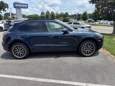 Used 2017 Porsche Macan S AWD/4WD image 1