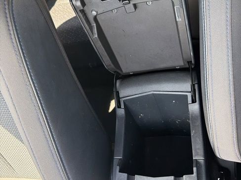 Used 2025 Subaru Forester Premium w/ Convenience Package #1 image 21