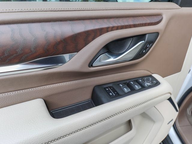 Used 2022 GMC Yukon XL Denali RWD image 14