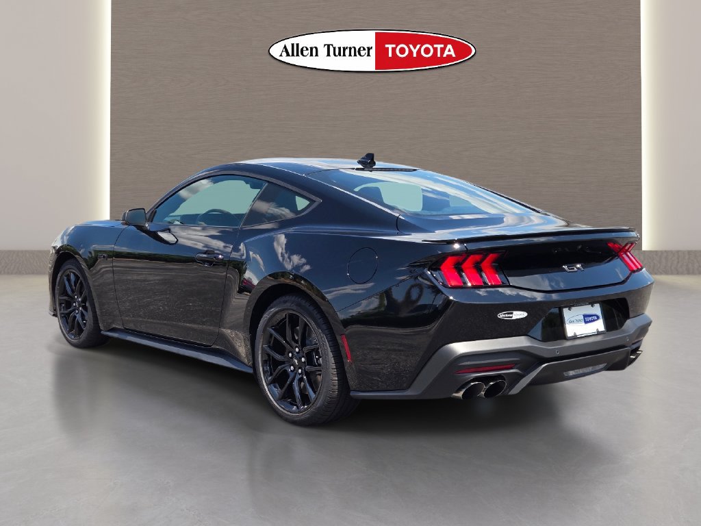 Used 2026 Ford Mustang GT Premium RWD image 8