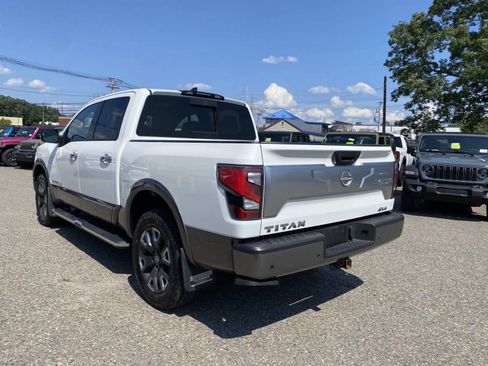 Used 2023 Nissan Titan Platinum Reserve w/ Moonroof Package AWD/4WD image 8