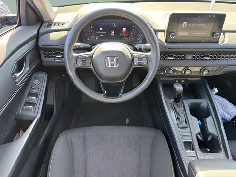Certified 2023 Honda Accord EX image 13