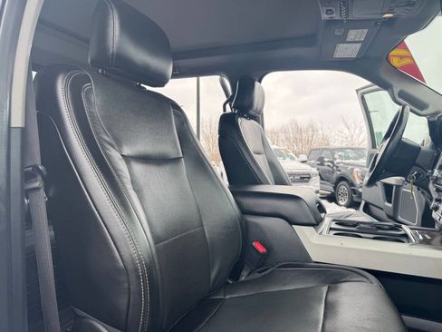 Used 2017 Ford F250 Lariat w/ FX4 Off-Road Package image 37