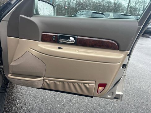 Used 2002 Lincoln LS RWD image 16