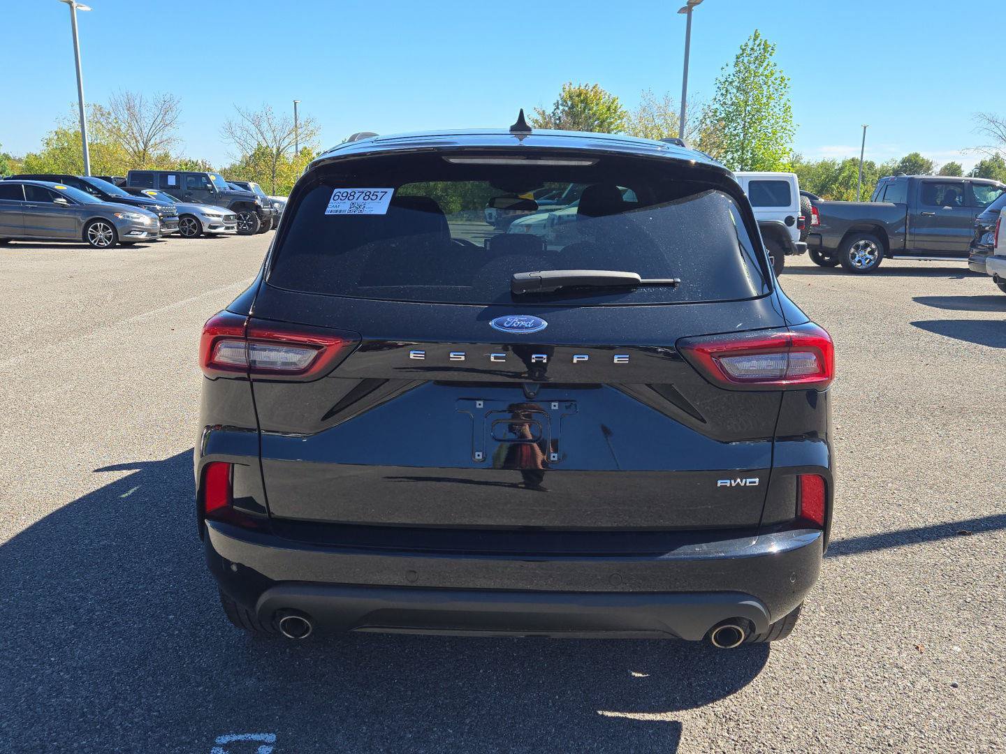 Used 2023 Ford Escape ST-Line w/ Tech Pack #1 AWD/4WD image 6