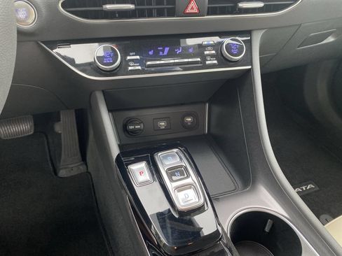 Certified 2023 Hyundai Sonata SEL w/ Cargo Package FWD image 25