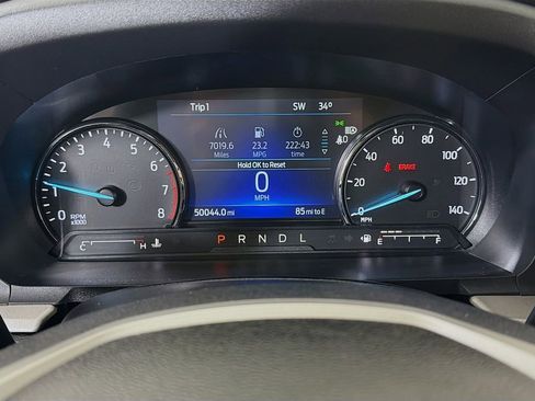 Used 2023 Ford Explorer XLT w/ Equipment Group 202A image 14