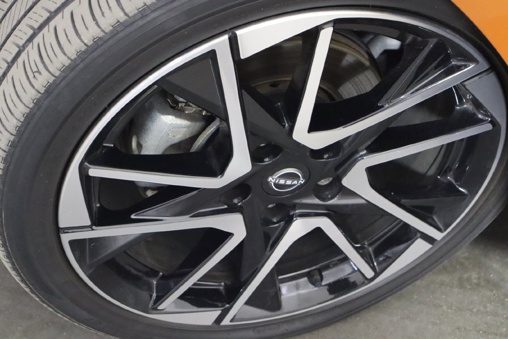 Used 2025 Nissan Sentra SR FWD image 37