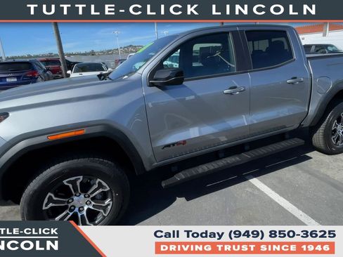Used 2024 GMC Canyon AT4 AWD/4WD image 4