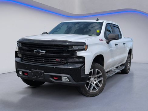Used 2019 Chevrolet Silverado 1500 LT Trail Boss AWD/4WD image 2