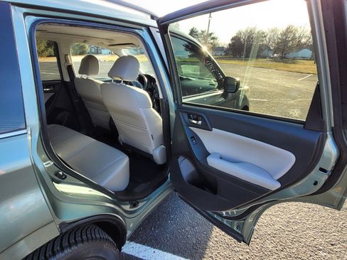 Used 2014 Subaru Forester 2.5i Limited w/ Popular Package #2 image 16