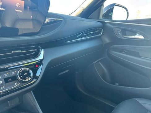 Used 2025 Buick Envista Sport Touring w/ Convenience I Package image 23