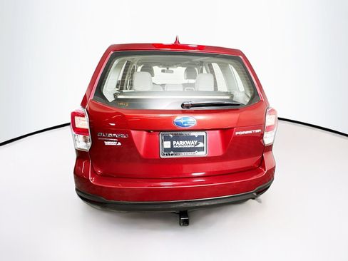 Used 2018 Subaru Forester 2.5i AWD/4WD image 6