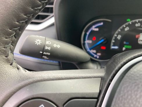 Certified 2024 Toyota RAV4 SE image 25