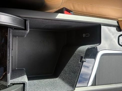 Used 2025 Volvo XC90 B6 Ultra w/ Protection Package image 56