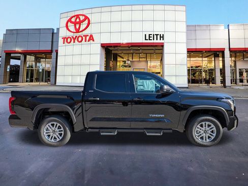 New 2025 Toyota Tundra SR5 image 5