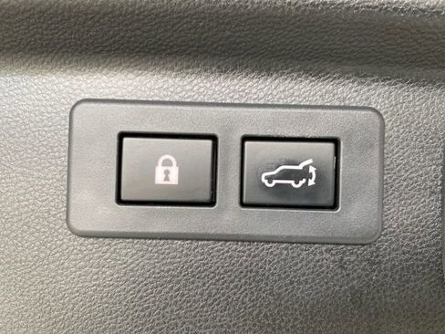 Used 2022 Subaru Forester Limited AWD/4WD image 8